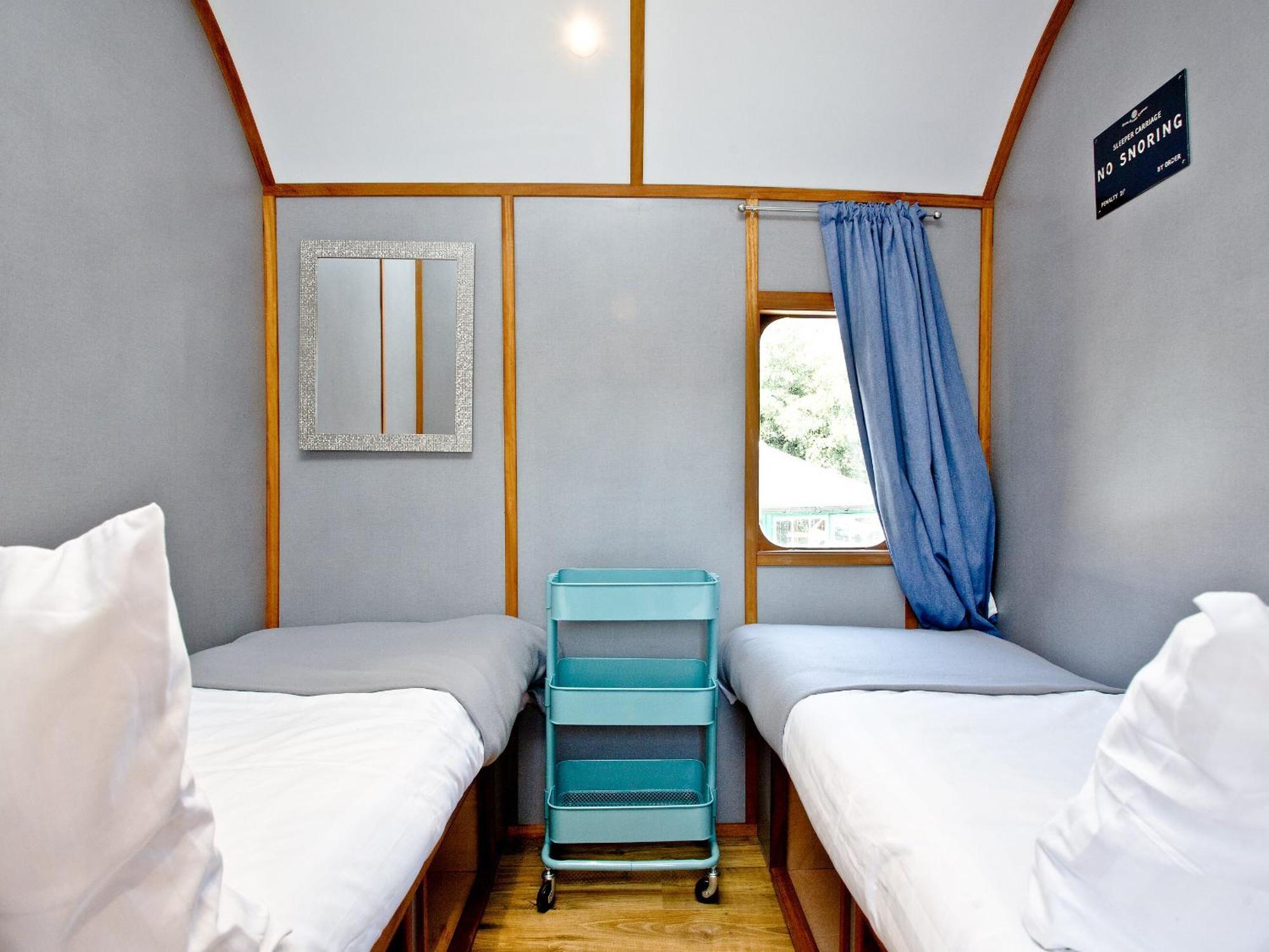 Brunel Boutique Railway Carriage 2 Доліш Екстер'єр фото