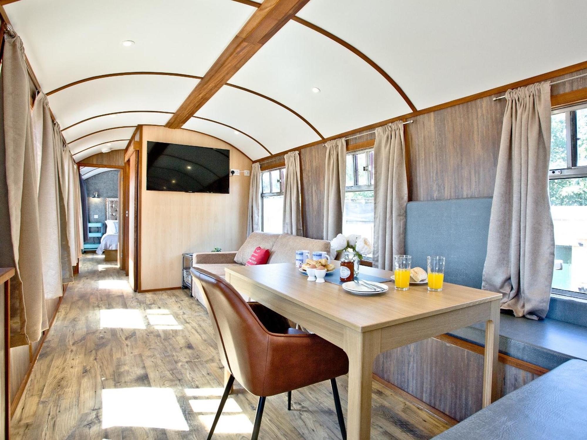 Brunel Boutique Railway Carriage 2 Доліш Екстер'єр фото