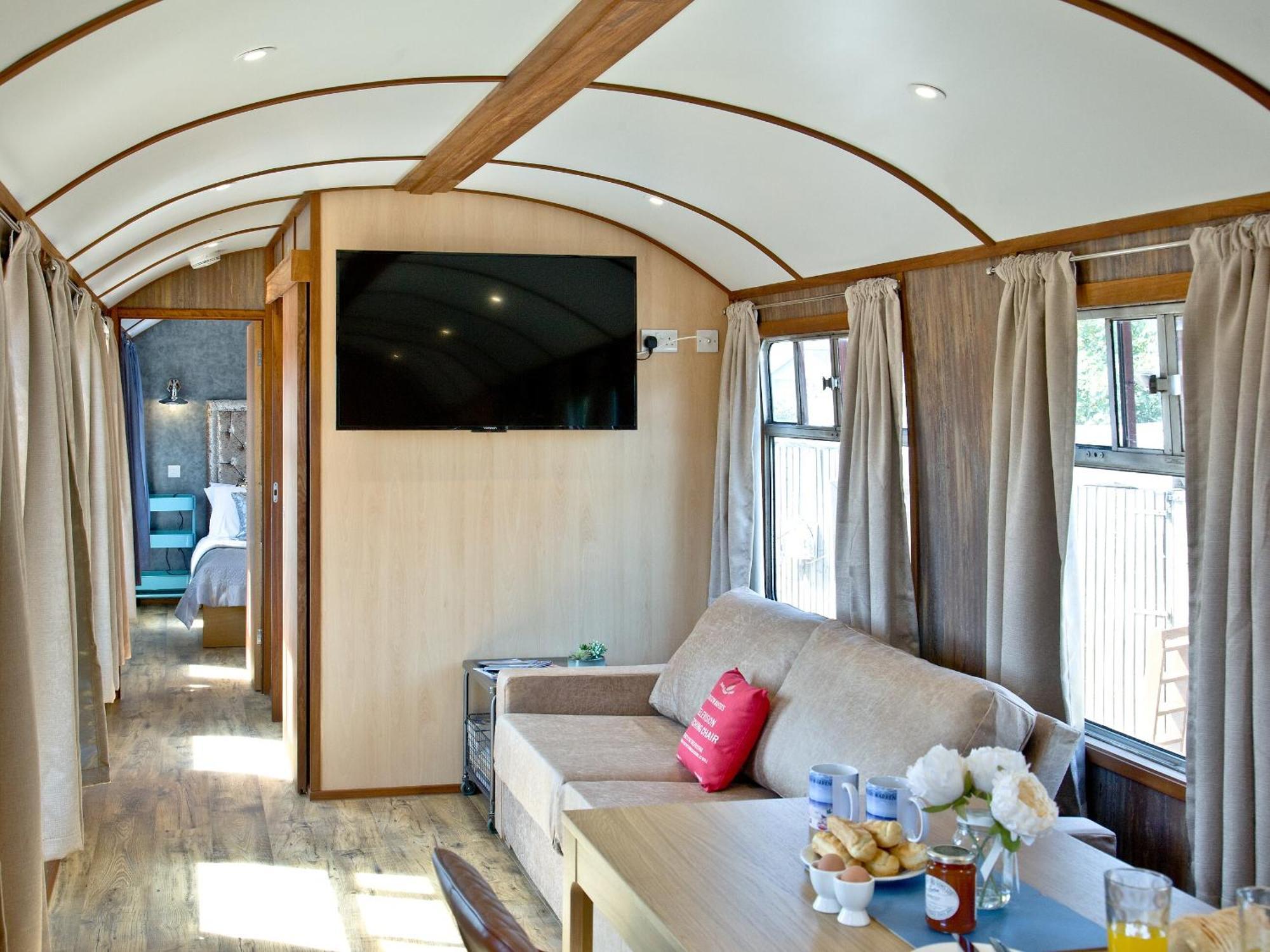 Brunel Boutique Railway Carriage 2 Доліш Екстер'єр фото